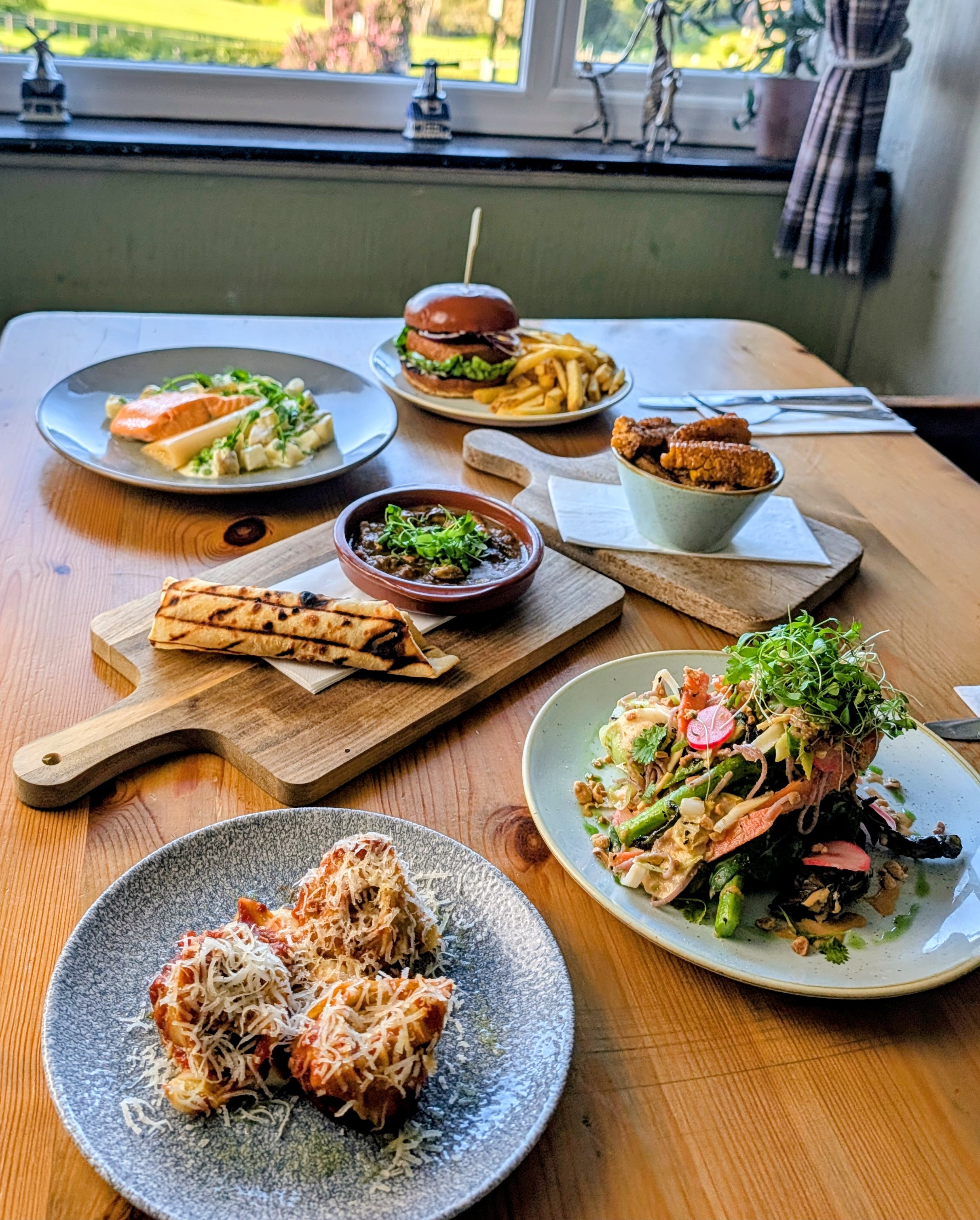 The Windmill Inn dining