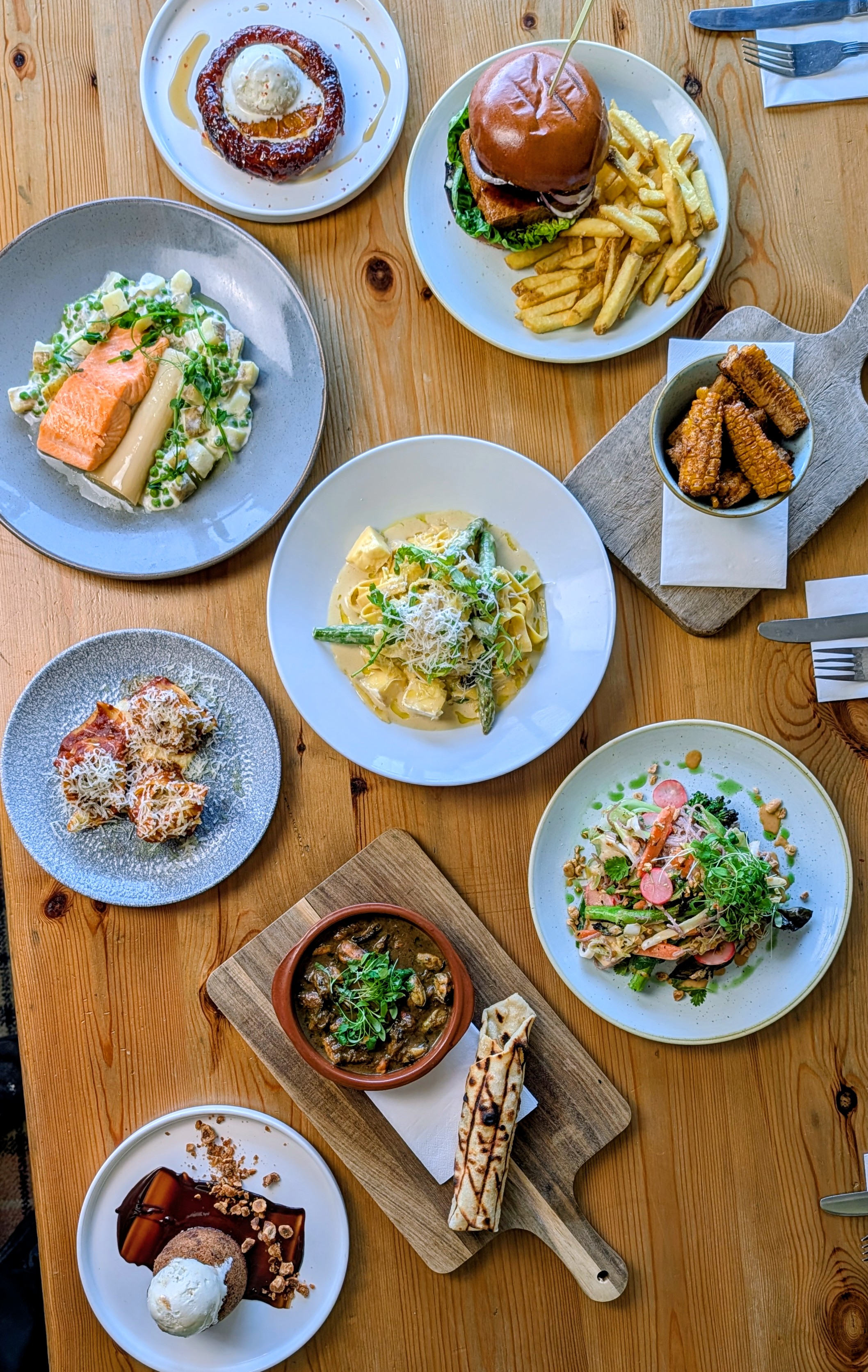 The Windmill Inn dining